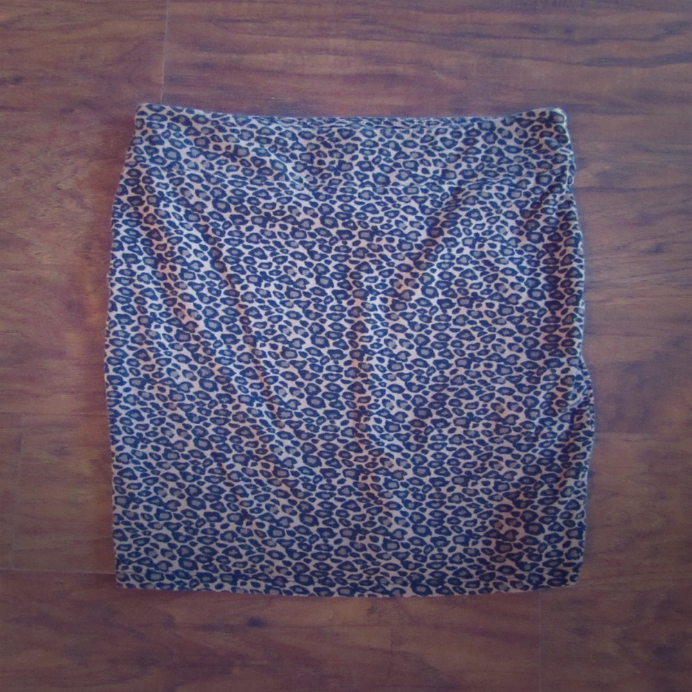 Cheetah print mini skirt